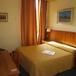 Trastevere 3* Rom