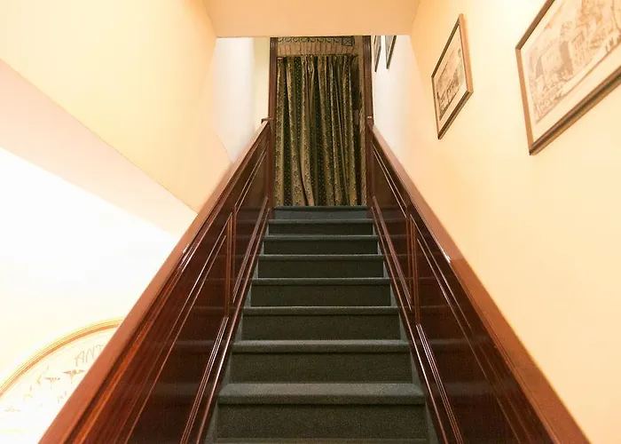 Trastevere 3* روما