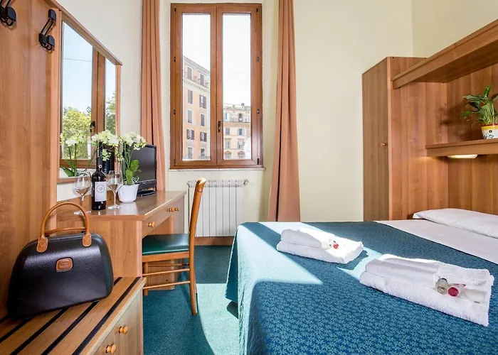 Hotel Trastevere 3*