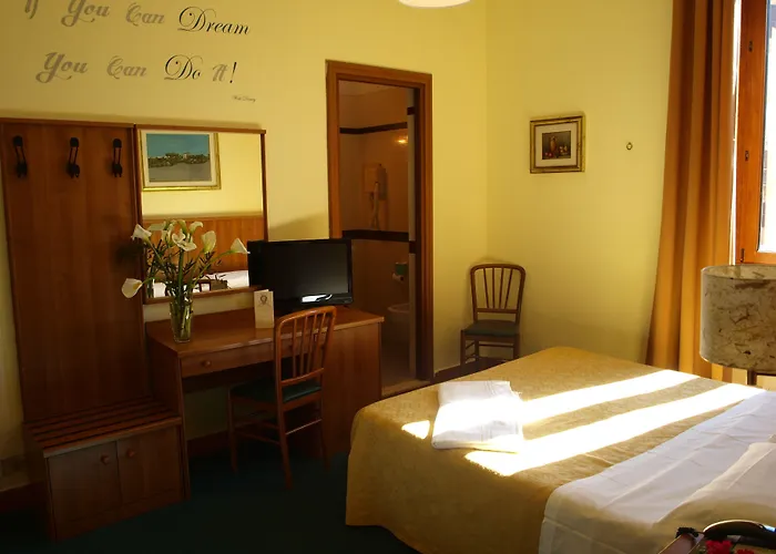 Hotel Trastevere Rome