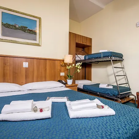 ホテル Trastevere 3*