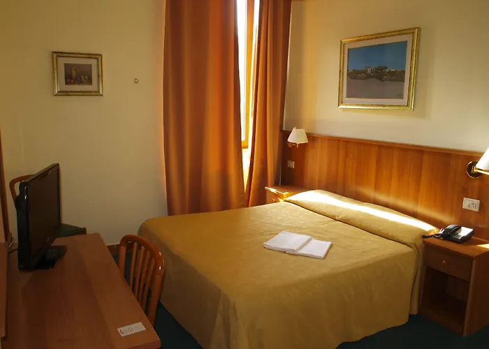 Trastevere 3* Rom